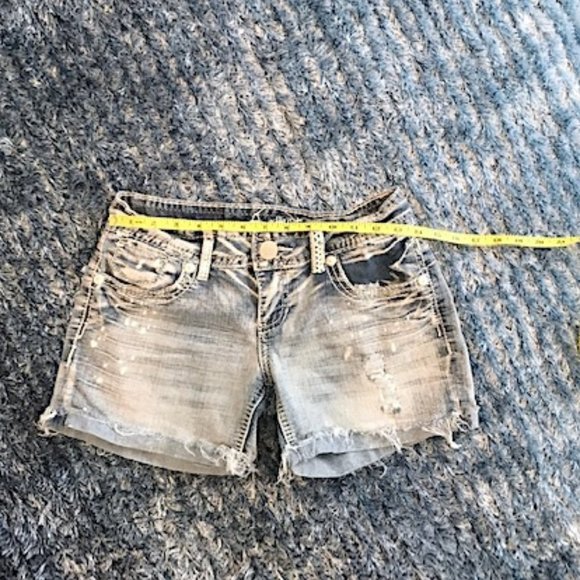 Amethyst Jean Shorts - Picture 5 of 8